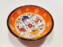 Load image into Gallery viewer, Medium Handmade Ceramic Bowls